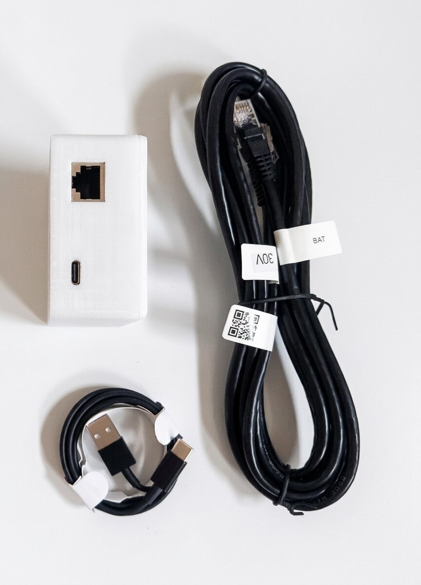 Presa RJ45 e presa di alimentazione USB-C di Daly Monitor
